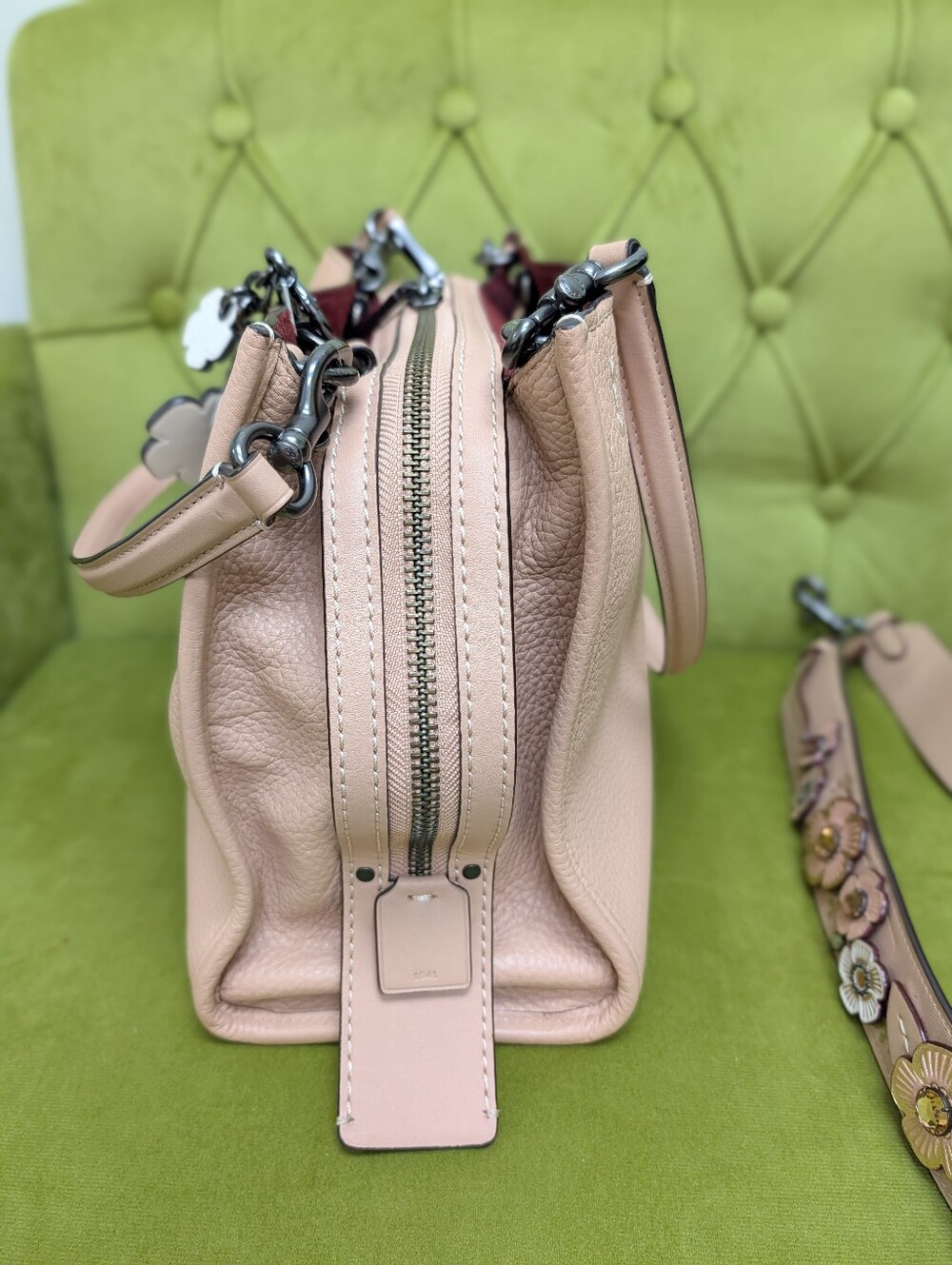 Coach Rogue 30 In Nude Pink With Nude Pink Tea Rose Leather Strap And Bag Charm - Picture 9 of 10